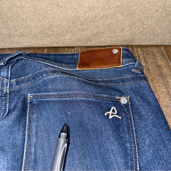 DL1961 Amanda Skinny Jean in Raleigh 4Way Stretch 27 Dark Blue - Picture 11 of 14